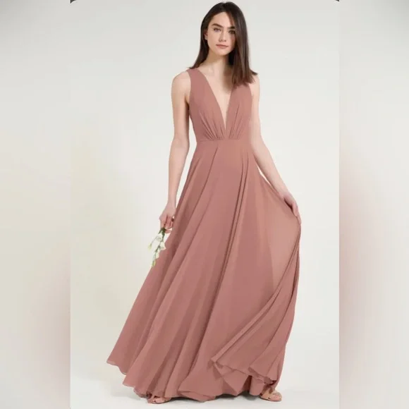clay bridesmaid dress Dark Terracotta Bridesmaid Dress A-Line V-Neck Spaghetti Straps Ruched Chiffon Bridesmaid Dresses With Slit
